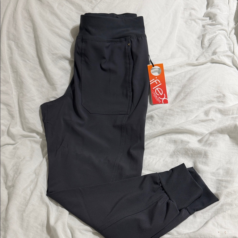 Black Athletic Leggings